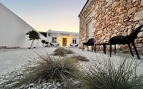 Perla Coco Jacuzzi Suites